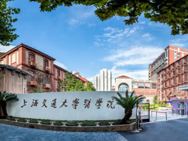赋能医学科研创新 登晨生物氮气发生器系统落地上海交通大学医学院